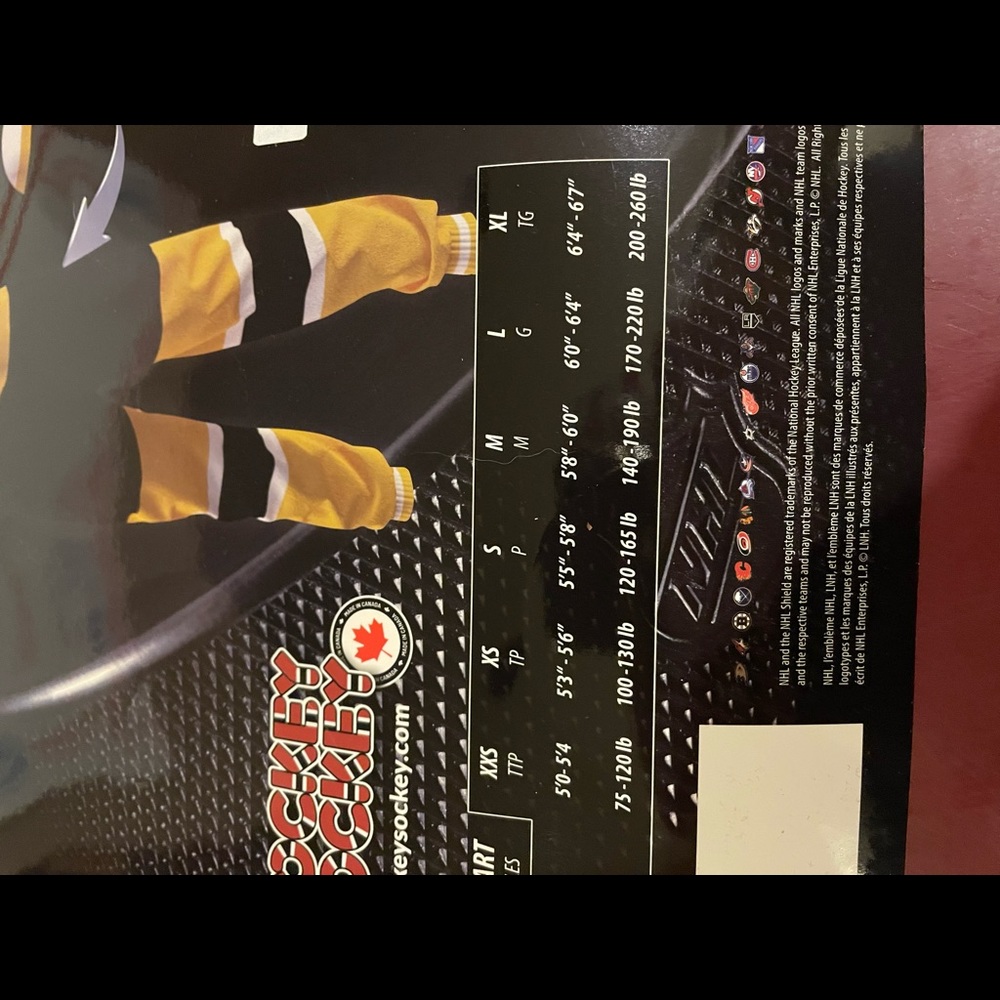 Bruins adult onesi size XS